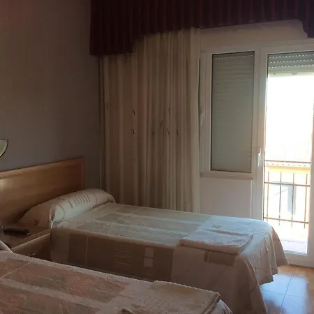 旅馆 巨力旅舍 *